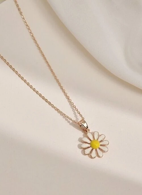Rose Gold Daisy Pendant Necklace | Kim Mi Kyung – The Potato Lab
