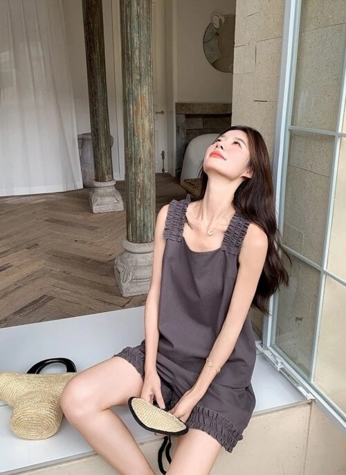 Ruffled Sleeveless Top And Shorts Set