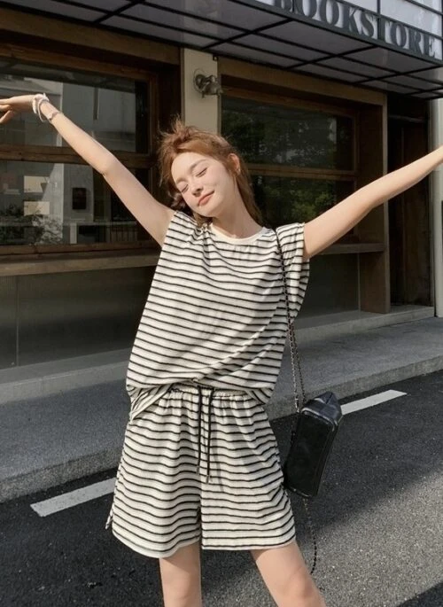 Striped Casual T Shirt And Wide Leg Shorts Set