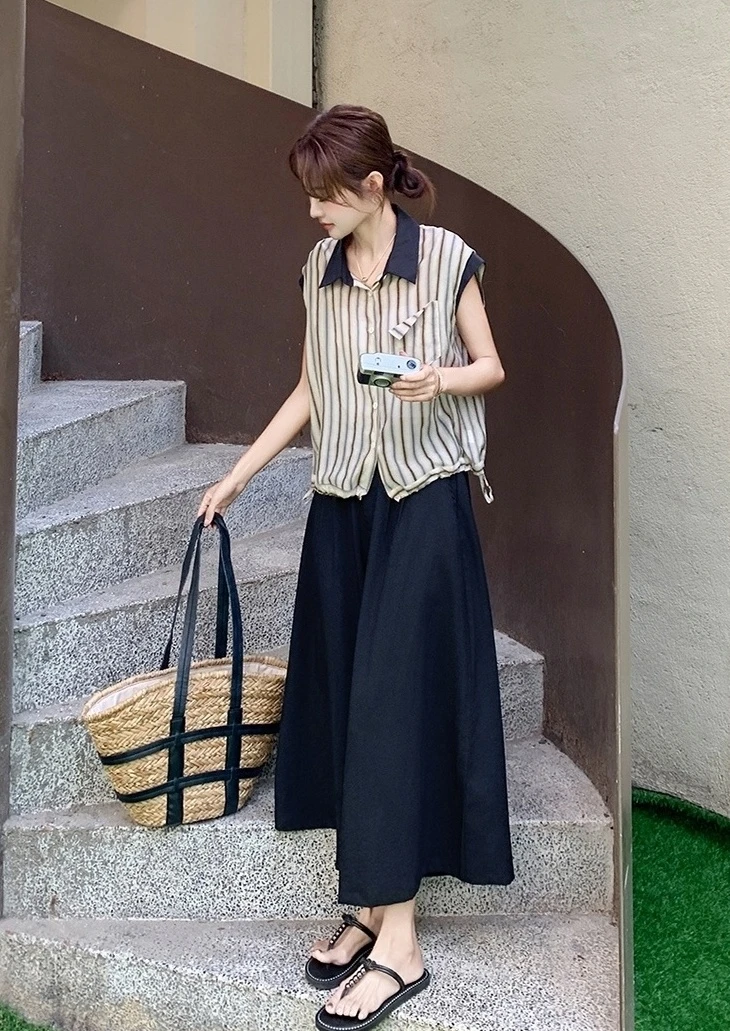 CHIEKO＋zip vest 、cylinder wide pants