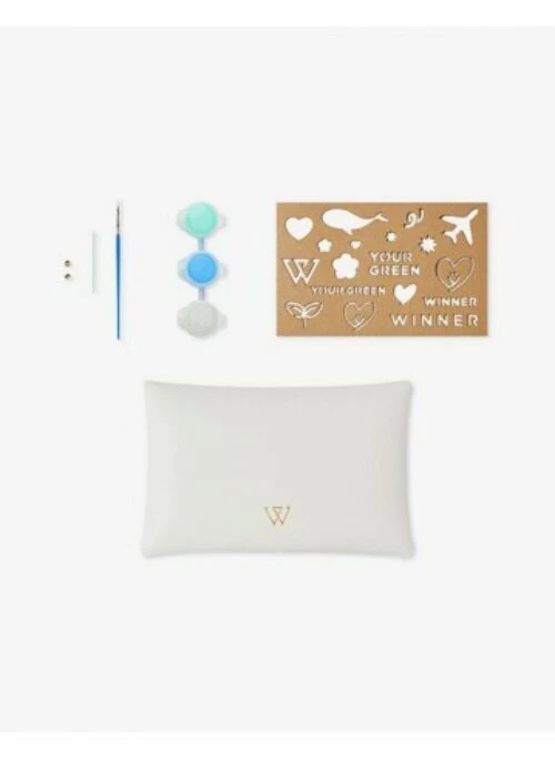 WINNER “YOURGREEN” Merch – RE-CYCLED DIY CARD WALLET