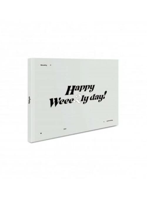 Weeekly “2022 Happy Weee2ly Day” Merch – Mini Photobook