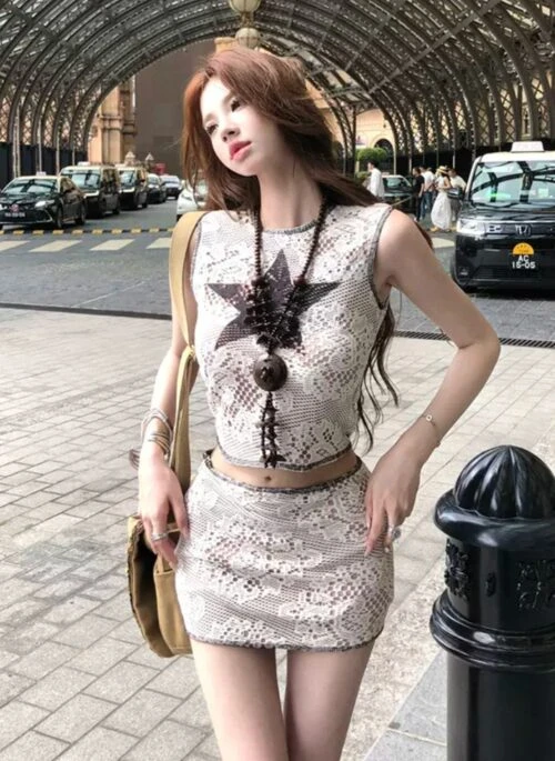 White Five Pointed Star Lace Top | Jennie – BlackPink