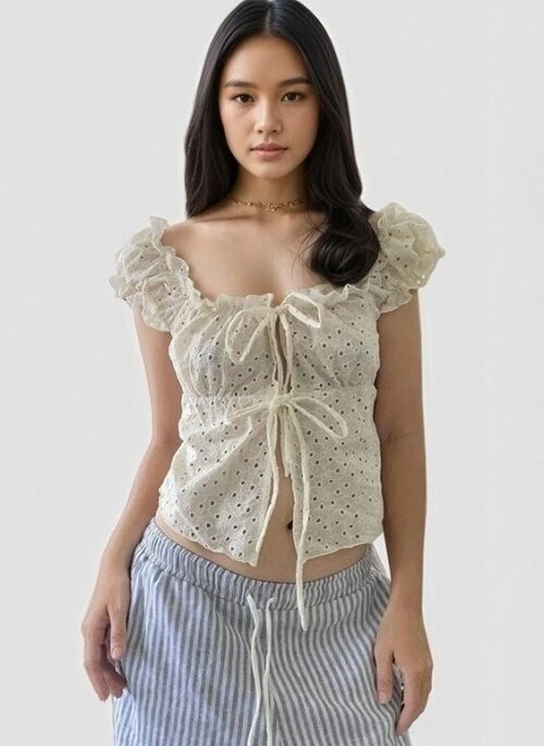 White Lace Ruffled Lace Top | Ahyeon - BabyMonster