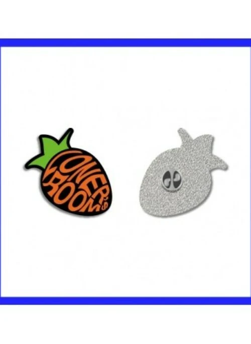 Yong Jun Hyung “Loner’s Room” Merch – Badge