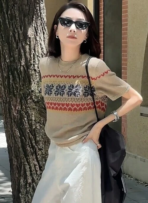 Beige Aztec Pattern Knitted T-Shirt | Oh Yi Young - Resident Playbook