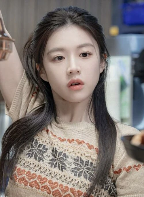 Beige Aztec Pattern Knitted T-Shirt | Oh Yi Young - Resident Playbook