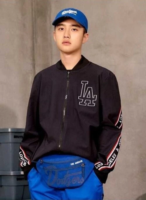 EXO x MLB New Crew – Webbing Color Point Hipsack Blue