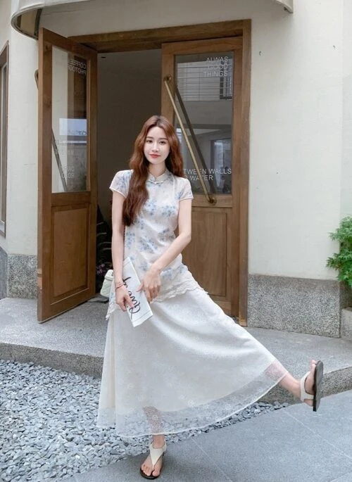 Elegant Blue Floral Lace Midi Cheongsam Dress