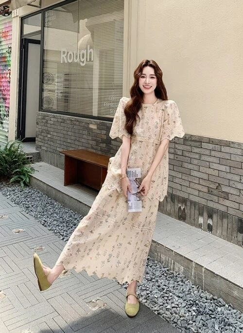 Embroidered Floral Top And Skirt Set