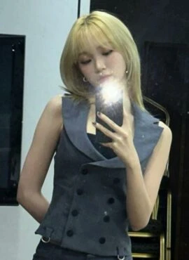 Grey Double Breasted Vest | Chaewon – Le Sserafim