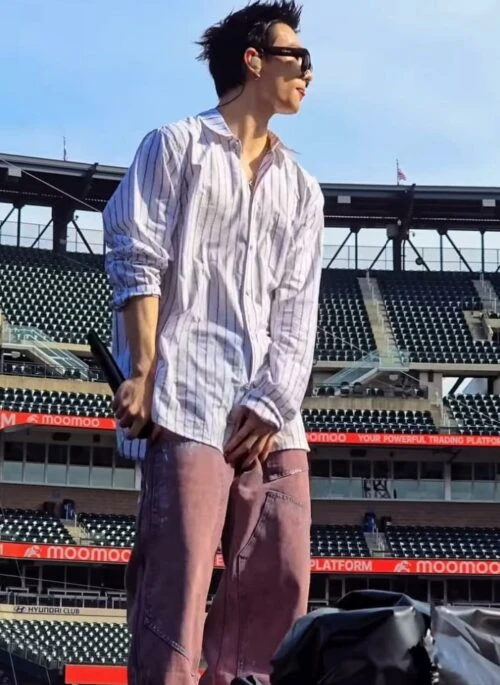 Rust Red Panel Loose Jeans | Hyunjin – Stray Kids