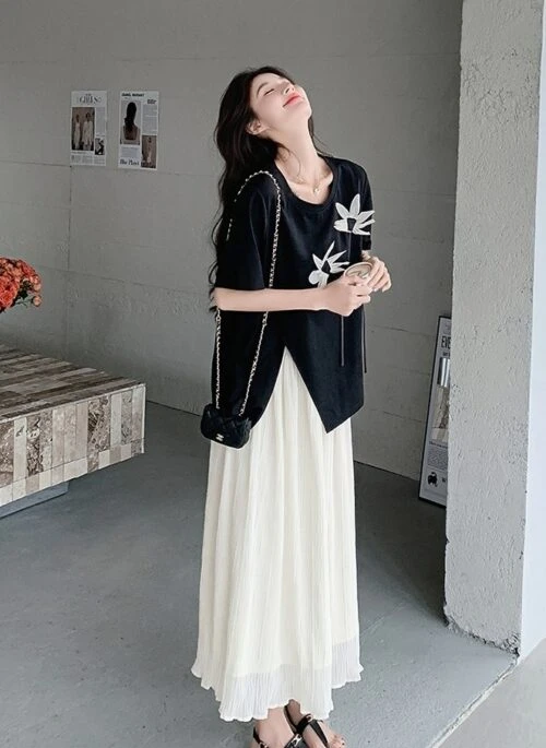 Sweet Chic T Shirt And Skirt Set
