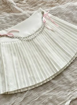 White Chain And Bow Accent Pleated Skirt | Wonyoung – IVE