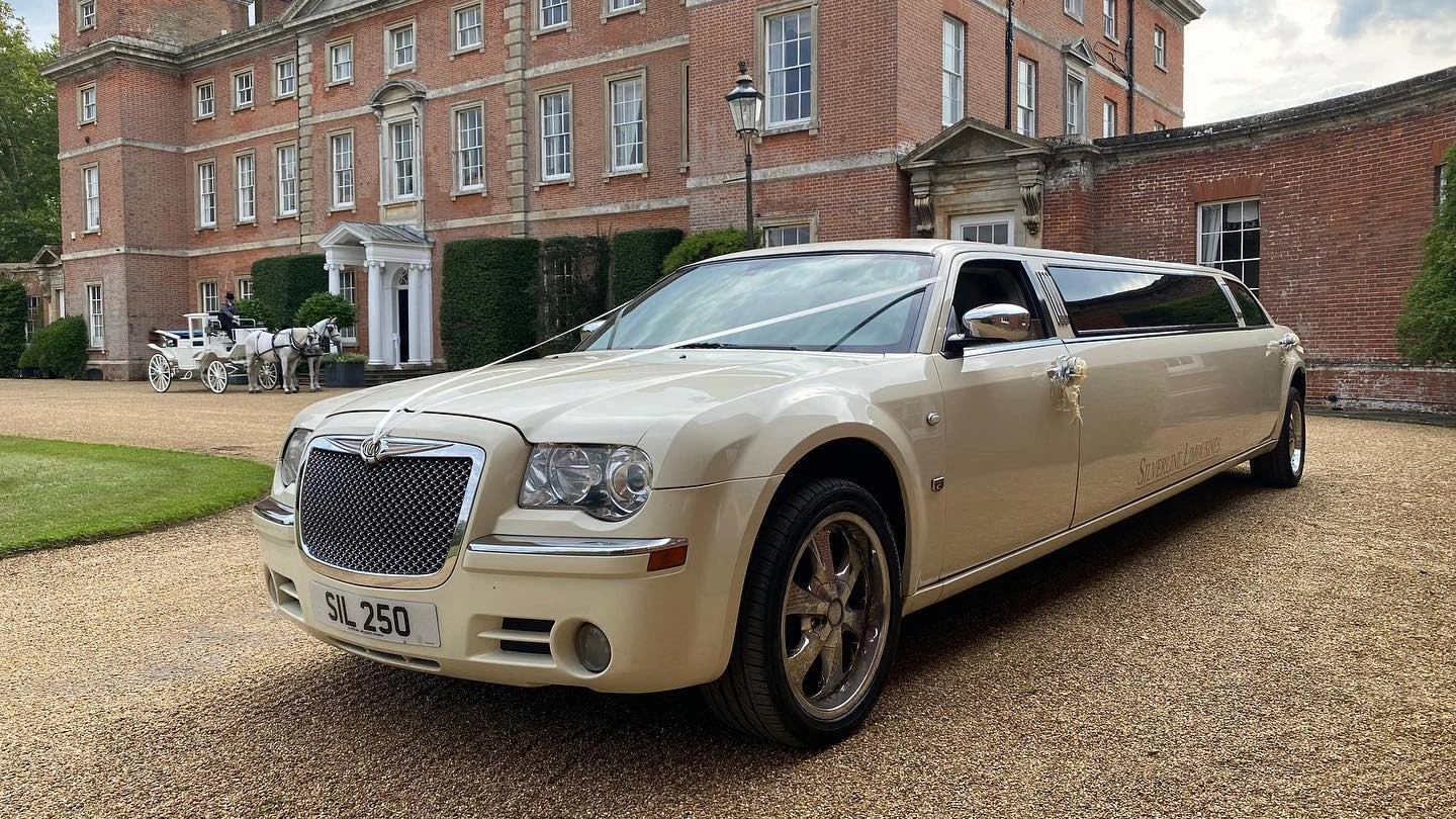 Chrysler 300c Stretched Limousine