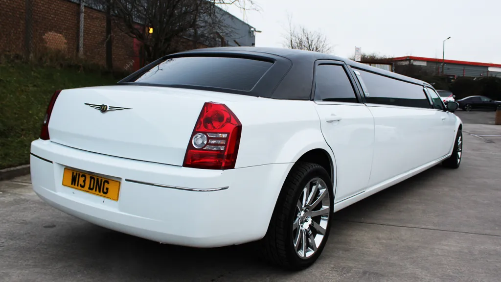 Chrysler 300c Stretched Limousine