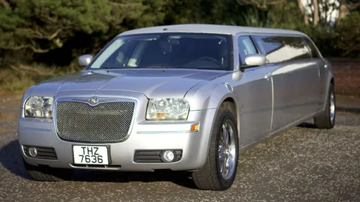 Chrysler 300c Stretched Limousine