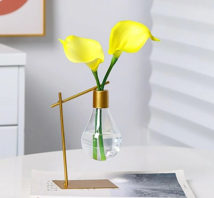 Hydroponic Bulb Vase with Gold Stick Base