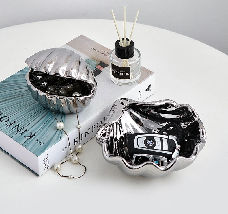 Silver Ceramic Clamshell Decoration