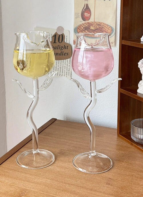 Rose-Shaped Wine Glass