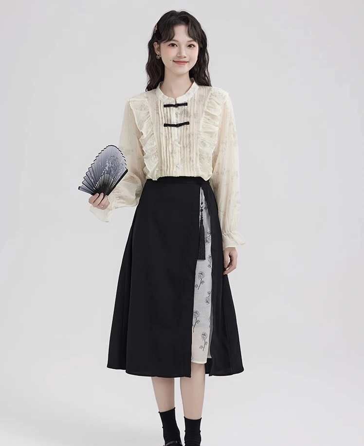 Long Sleeved Chiffon Shirt With Ruffles