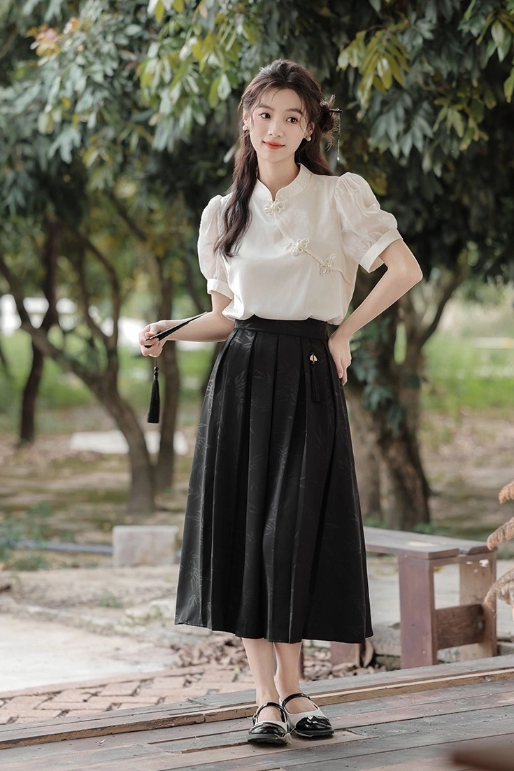 Black Pleated Skirt