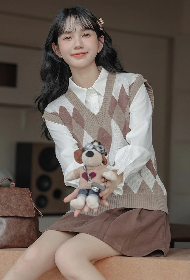 Brown Knitted Plaid Vest