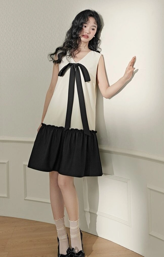 Color Contrast Sleeveless Bow Dress