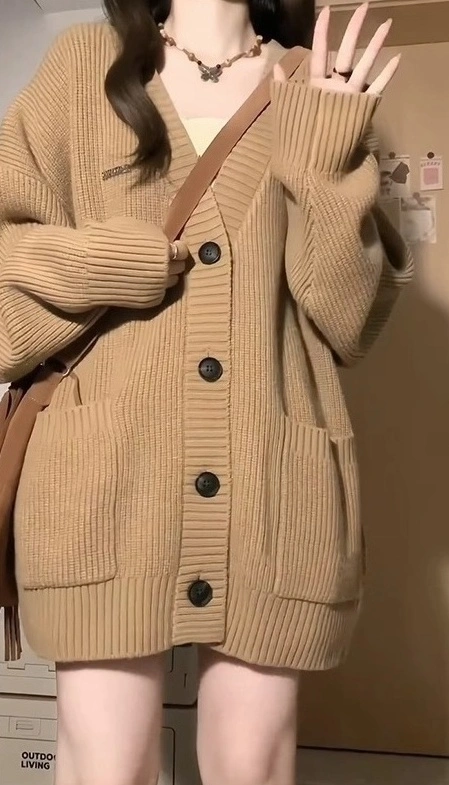 Khaki Knitted Cardigan With Pockets
