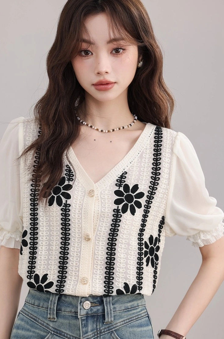Floral Embroidered Top With Lace Puff Sleeves