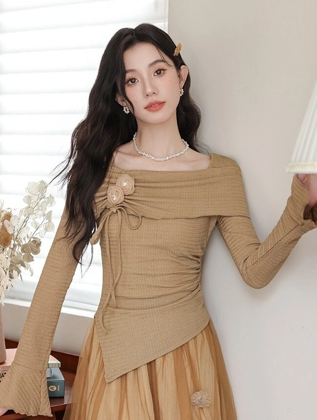 Khaki Long Sleeves Top With 3D Floral
